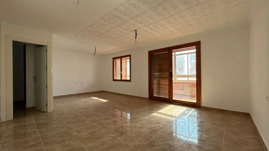 Apartamento de 3 dormitorios en Torrevieja, Spain No. 2489 № 17