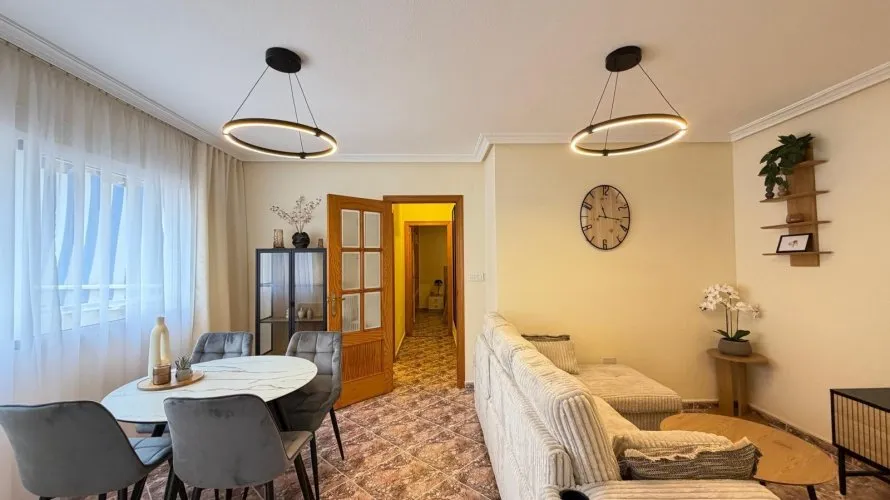 Apartamento de 2 dormitorios en Torrevieja, Spain No. 2635 № 18