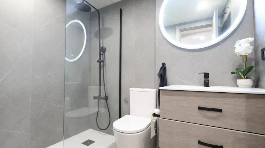 Apartamento de 2 dormitorios en Alicante, Spain No. 2519