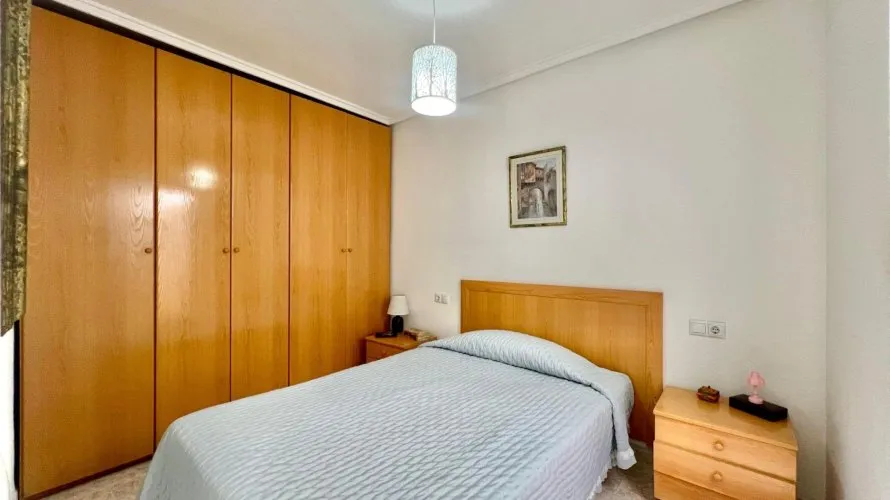 Apartamento de 1 dormitorio en Torrevieja, Spain No. 2640 № 6