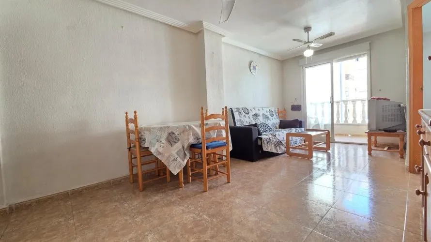 Apartamento de 2 dormitorios en Torrevieja, Spain No. 2568 № 13