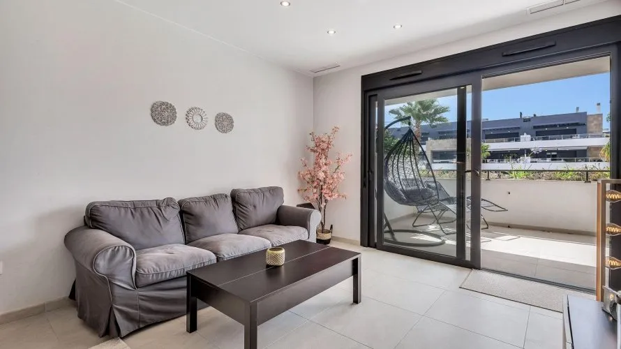 Apartamento de 98m² en La Zenia, Spain No. 2670 № 14