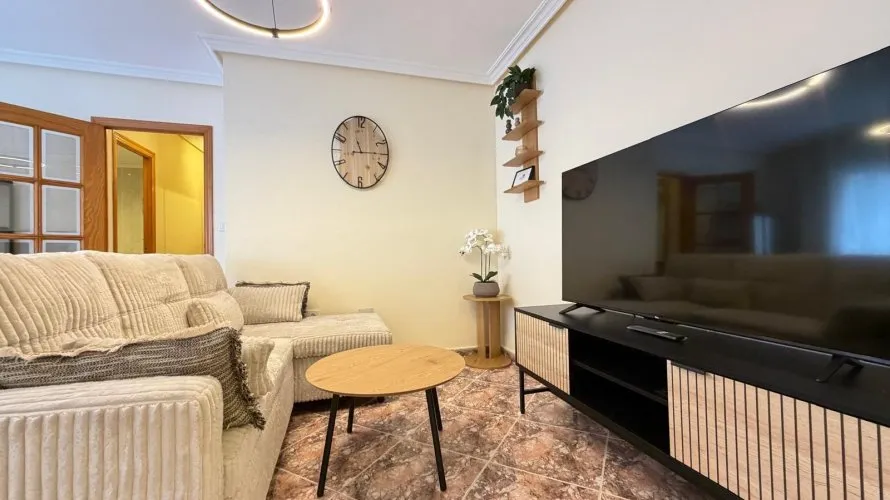 Apartamento de 2 dormitorios en Torrevieja, Spain No. 2635 № 23