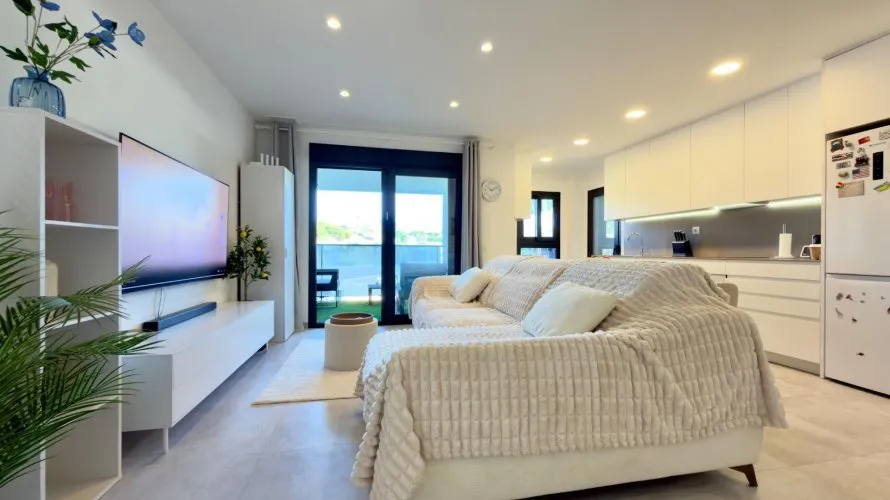 Apartamento de 3 dormitorios en Villajoyosa, Spain No. 2656 № 8