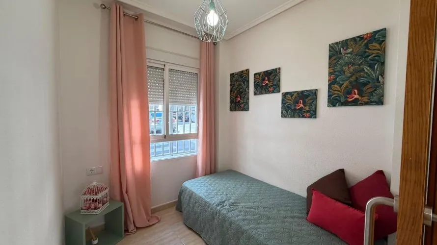 Apartamento de 40m² en Torrevieja, Spain No. 2618 № 7