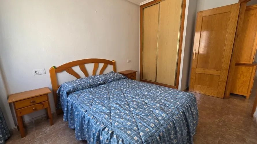 Apartamento de 2 dormitorios en Torrevieja, Spain No. 2568 № 3