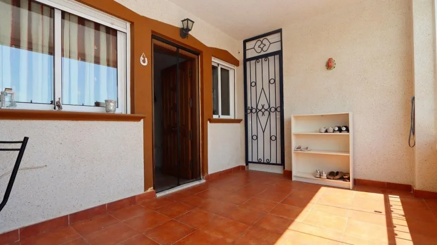 Apartamento de 1 dormitorio en Alicante, Spain No. 2520 № 17