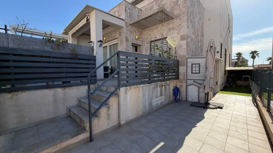 Сasa de 3 dormitorios en Torrevieja, Spain No. 2664 № 25