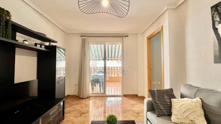 Apartamento de 1 dormitorio en Torrevieja, Spain No. 2639 № 25