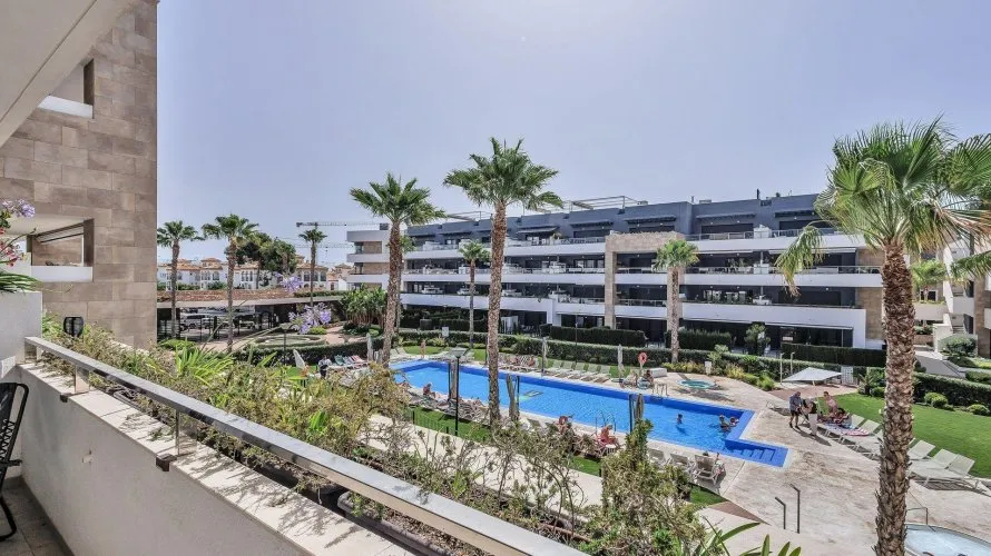 Apartamento de 98m² en La Zenia, Spain No. 2670 № 28