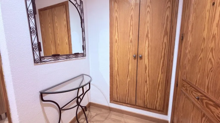 Apartamento de 1 dormitorio en Alicante, Spain No. 2555 № 4