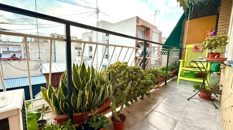 Apartamento de 100m² en Alicante, Spain No. 2610 № 1