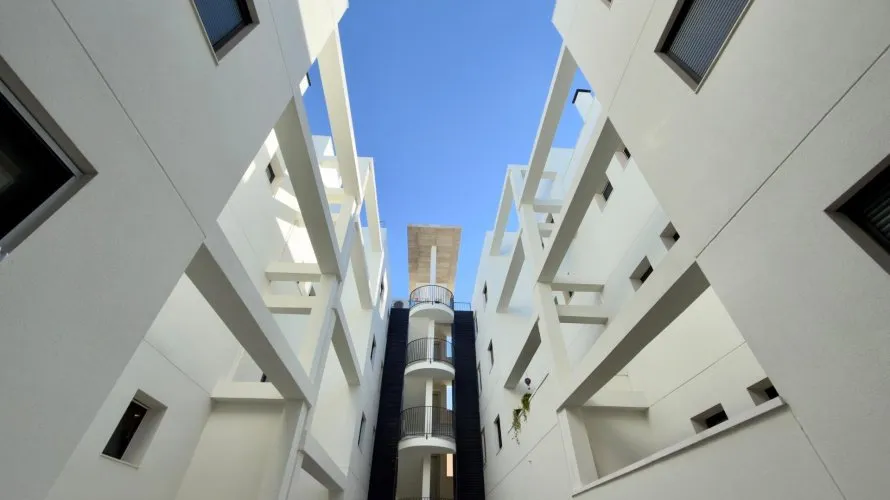 Apartamento de 3 dormitorios en Villajoyosa, Spain No. 2656 № 1