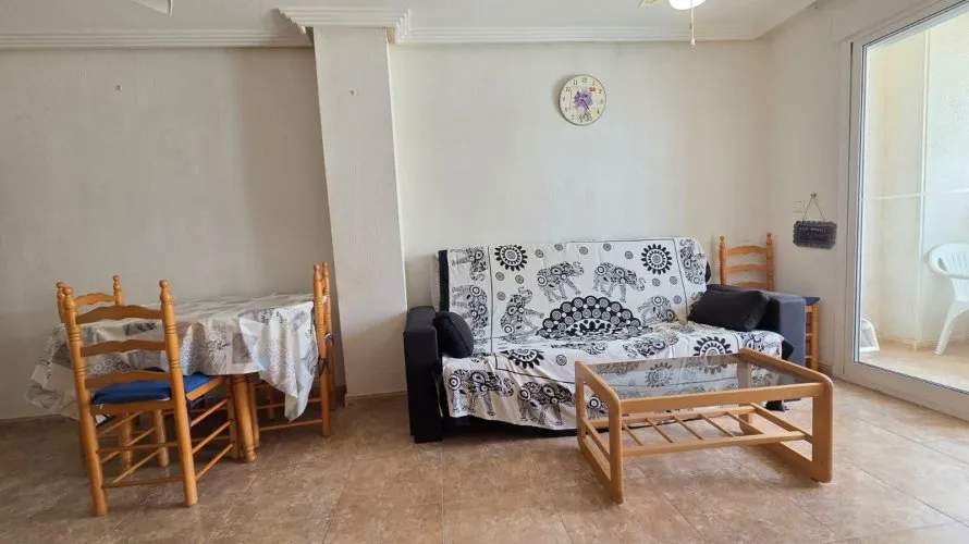 Apartamento de 2 dormitorios en Torrevieja, Spain No. 2568 № 8