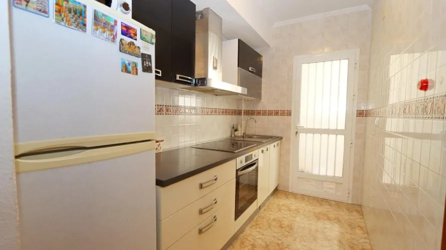 Apartamento de 1 dormitorio en Alicante, Spain No. 2520 № 12