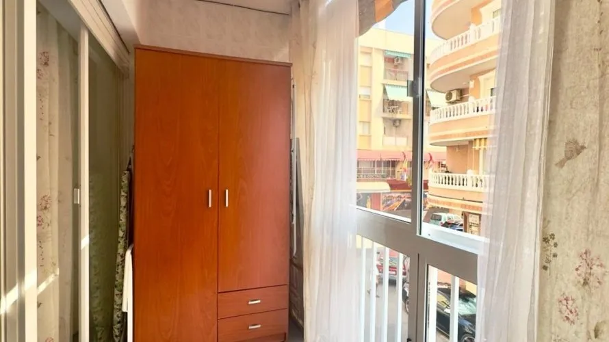 Apartamento de 1 dormitorio en Torrevieja, Spain No. 2611 № 11