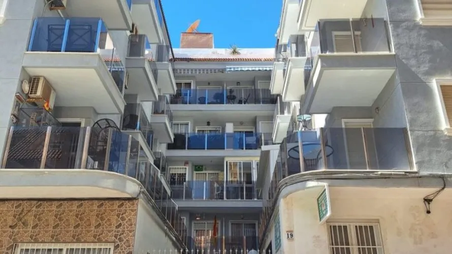 Ático de 1 dormitorio en Torrevieja, Spain No. 2678