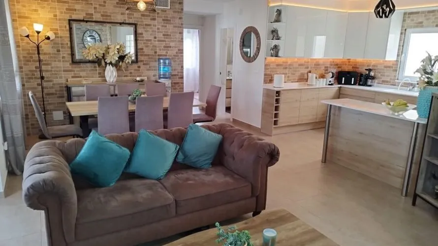 Villa de 186m² en Torrevieja, Spain No. 2512 № 14