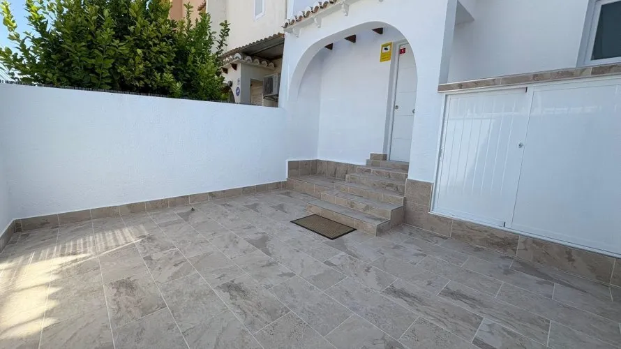 House de 3 chambres à Torrevieja, Spain No. 791 № 17