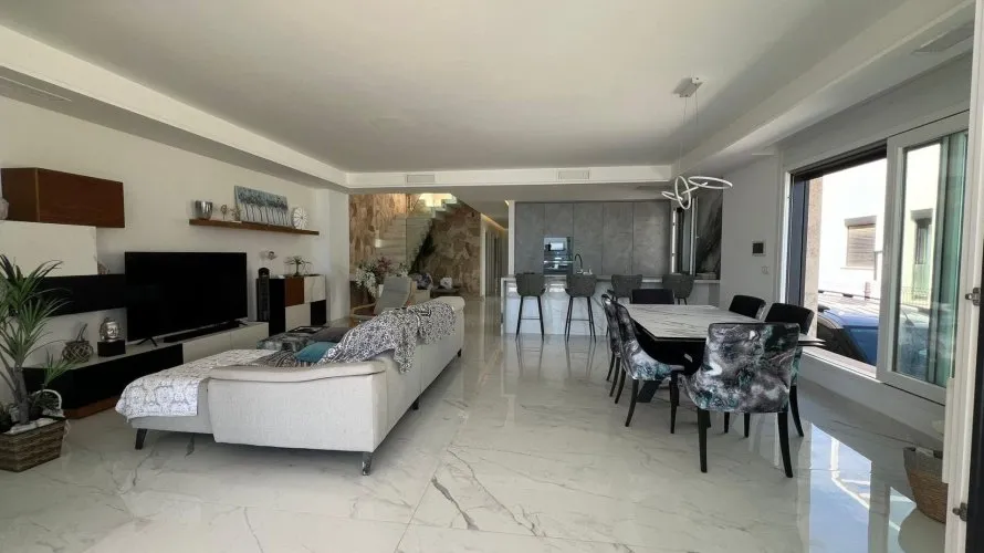 Villa de 5 chambres à La Mata, Spain No. 613 № 13