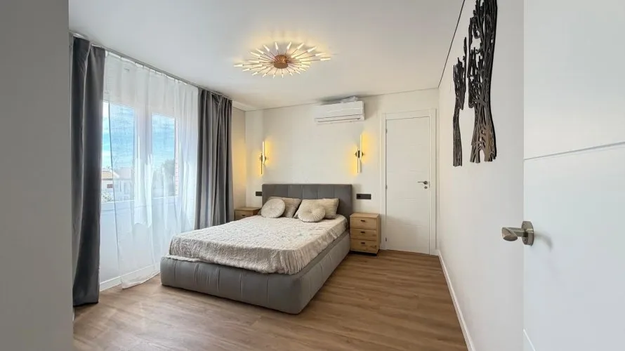 Apartment de 3 chambres à Torrevieja, Spain No. 1077 № 3
