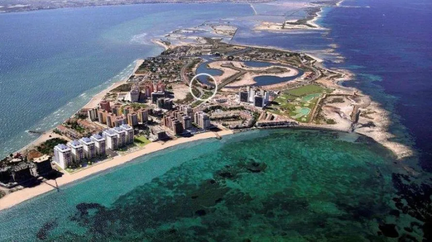 Villa de 3 chambres à La Manga del Mar Menor, Spain No. 268 № 8