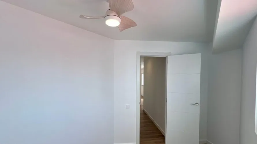 Penthouse de 1 chambre à Manises, Spain No. 1424 № 16