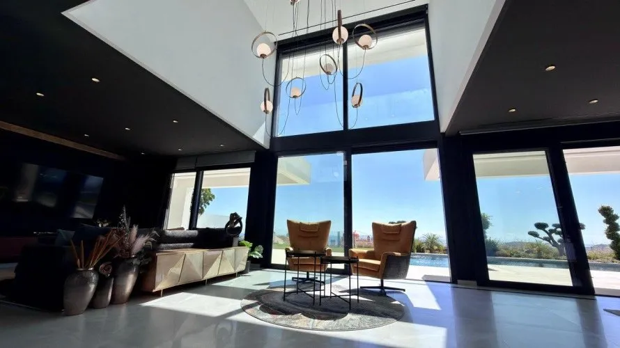 Villa de 890m² à Benidorm, Spain No. 832 № 18