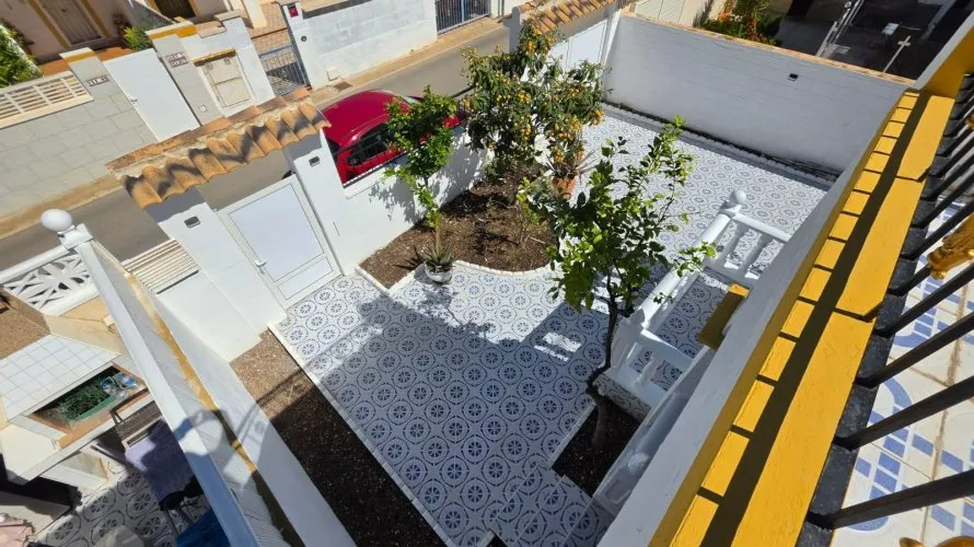 House de 3 chambres à Torrevieja, Spain No. 1095 № 6