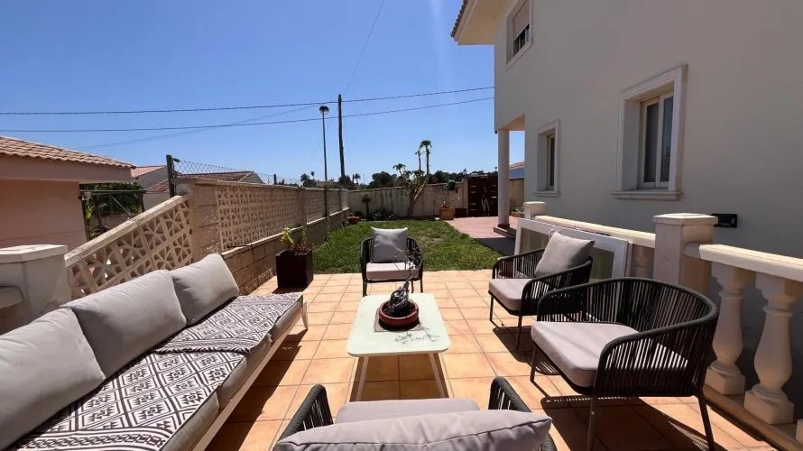Apartment de 4 chambres à L'Alfàs del Pi, Spain No. 1023 № 1