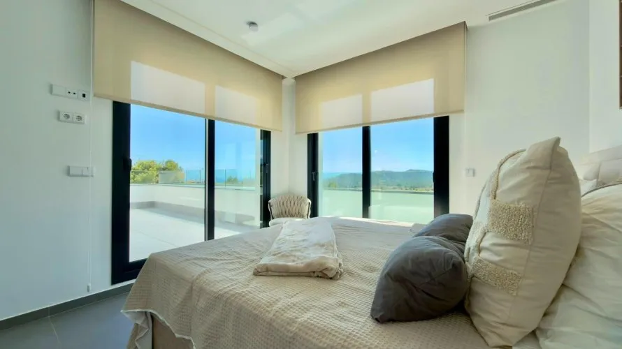 Villa de 3 chambres à Finestrat, Spain No. 1054 № 2