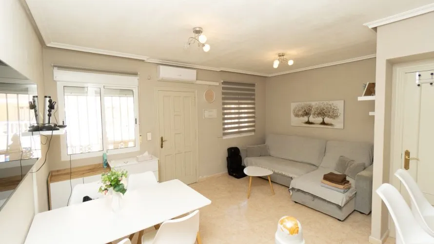 House de 85m² à La Zenia, Spain No. 1358 № 21