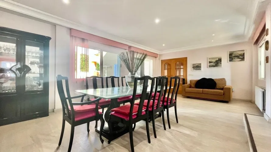 Villa de 4 chambres à Torrevieja, Spain No. 229 № 20