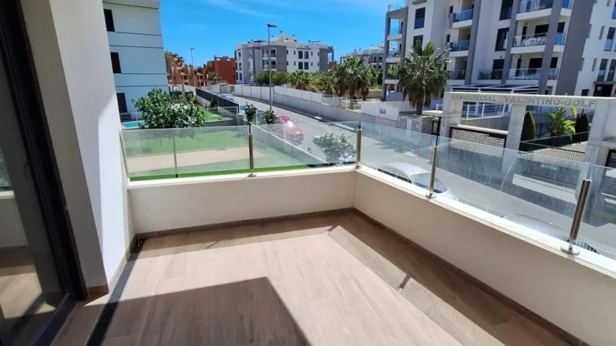Apartment de 2 chambres à Villamartin, Spain No. 555 № 18