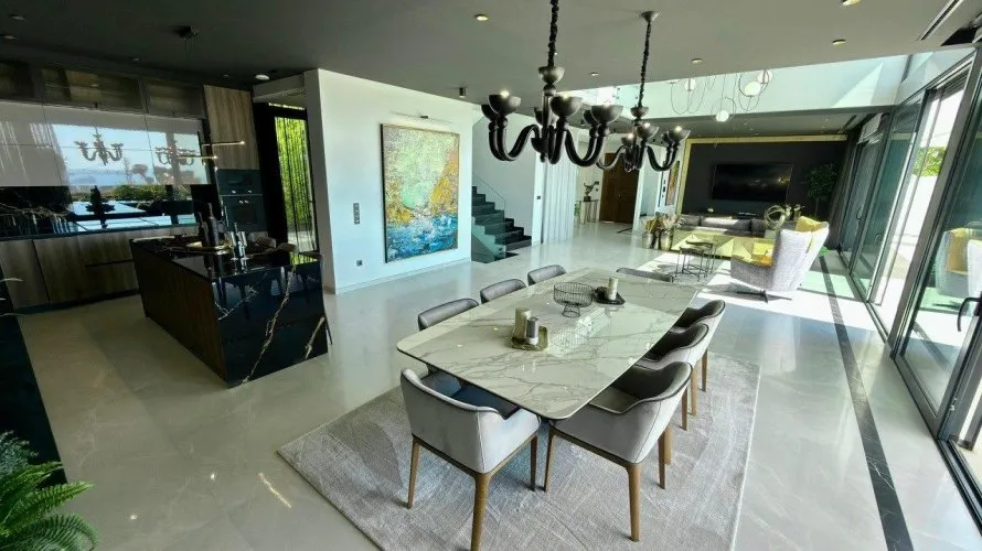 Villa de 890m² à Benidorm, Spain No. 832 № 20