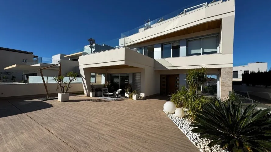 Villa de 4 chambres à Campoamor, Spain No. 1214 № 4