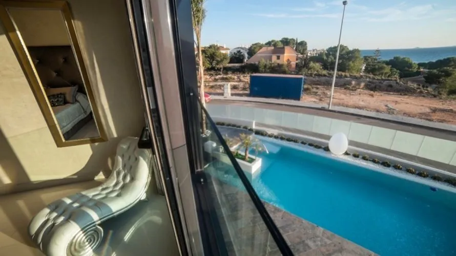 Villa de 157m² à La Zenia, Spain No. 251 № 20