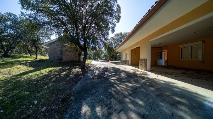 House de 8 chambres à Colmenarejo, Spain No. 1396 № 1