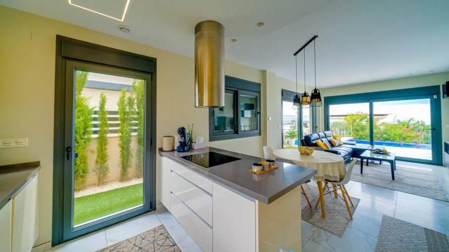 Villa de 3 chambres à Finestrat, Spain No. 472 № 18