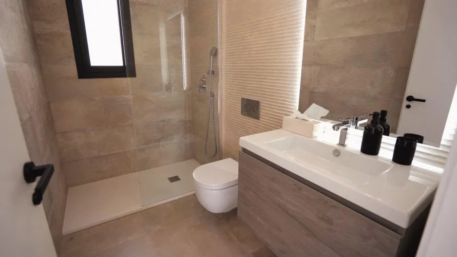 Villa de 3 chambres à La Florida, Spain No. 560 № 18