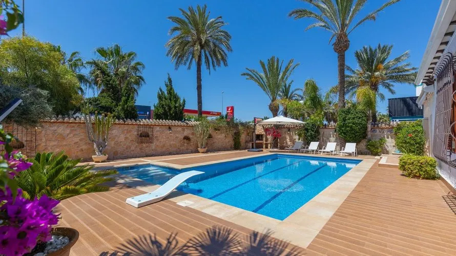 Villa de 4 chambres à Alicante, Spain No. 746 № 9
