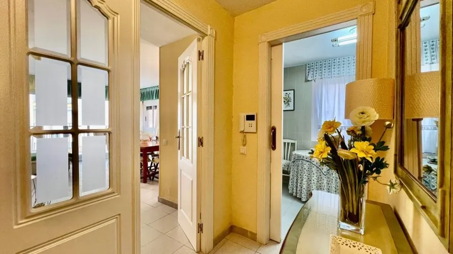 Apartment de 3 chambres à Torrevieja, Spain No. 994 № 4
