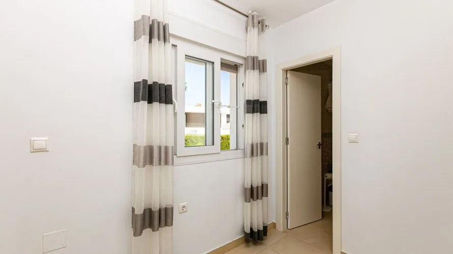 Villa de 143m² à San Fulgencio, Spain No. 1064 № 27