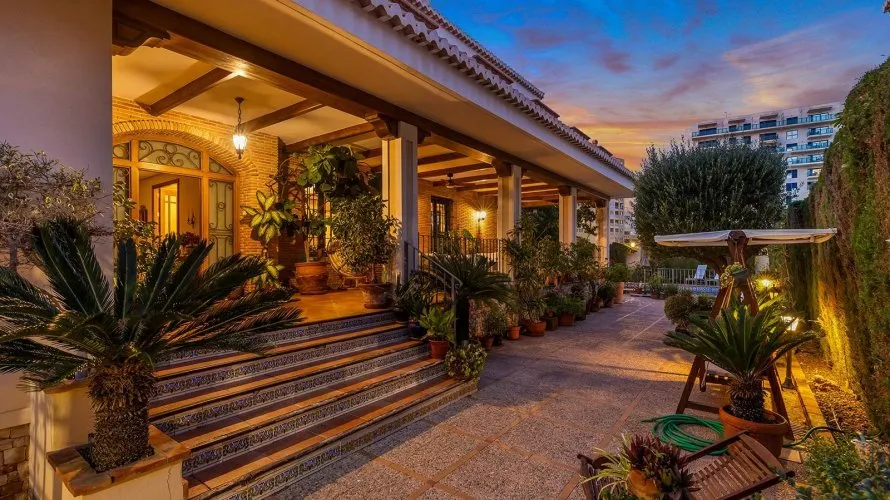 Villa de 6 chambres à La Veleta, Spain No. 1015 № 18