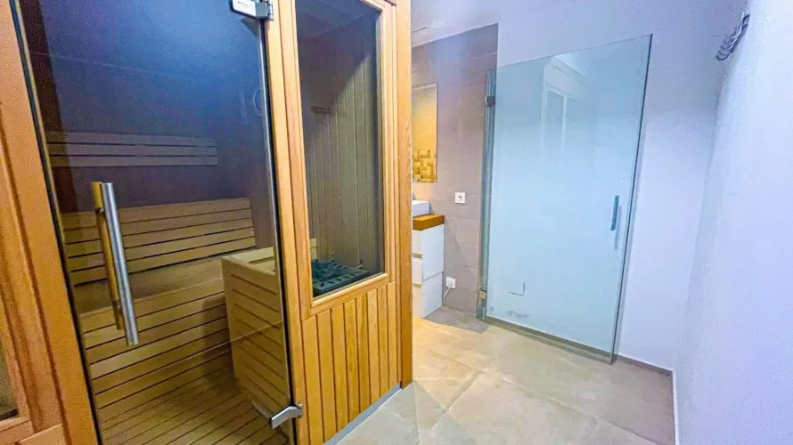 Villa de 5 chambres à La Zenia, Spain No. 1270 № 24