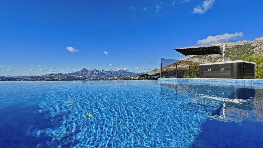 Villa de 4 chambres à Zona Altea Hills, Spain No. 1314 № 25