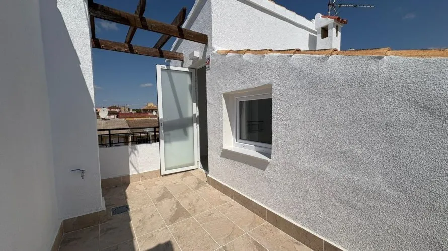 House de 3 chambres à Torrevieja, Spain No. 791 № 15