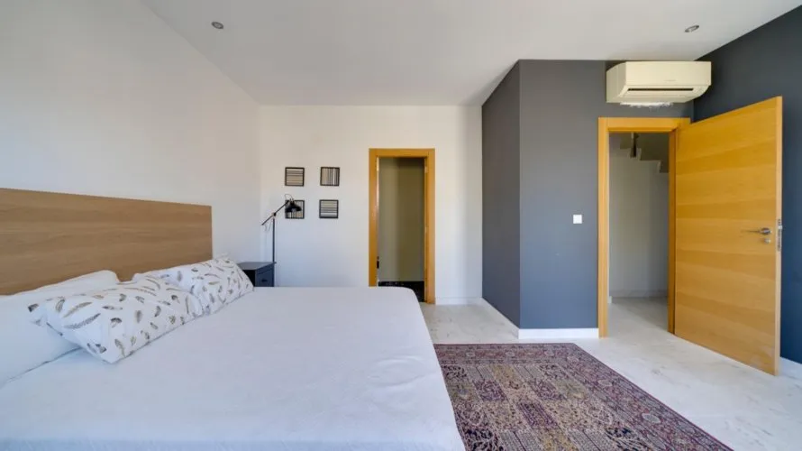 Villa de 4 chambres à Albir, Spain No. 539 № 9