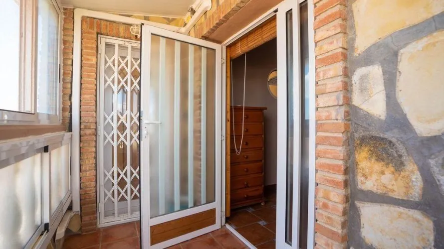 Villa de 4 chambres à Alicante, Spain No. 831 № 21