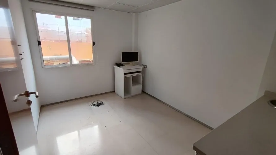 Apartment de 255m² à Torrevieja, Spain No. 522 № 8